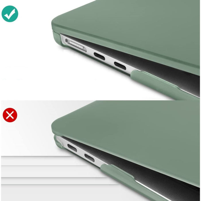 Macbook Air 2022 Hoesje - 13.6 inch - Matte Middernacht Groen - MacBook Air (M2 Chip) Case - Cover geschikt voor Apple MacBook Air (A2681)